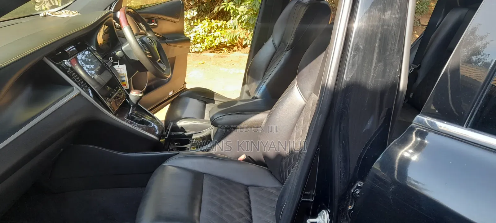 Toyota Harrier 2.5 Hybrid 4WD 2014 Black
