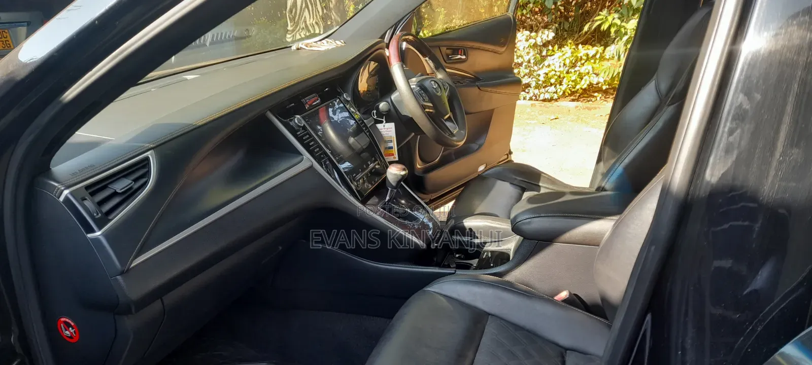 Toyota Harrier 2.5 Hybrid 4WD 2014 Black