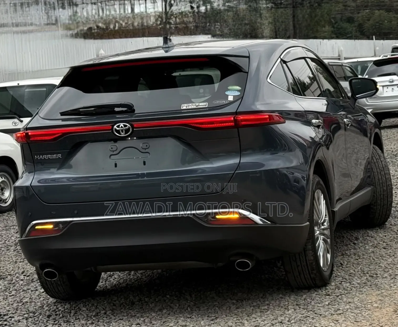 Toyota Harrier 2.0 2020 Gray