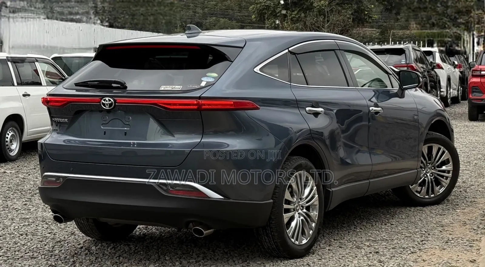 Toyota Harrier 2.0 2020 Gray