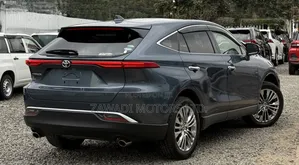 Toyota Harrier 2.0 2020 Gray