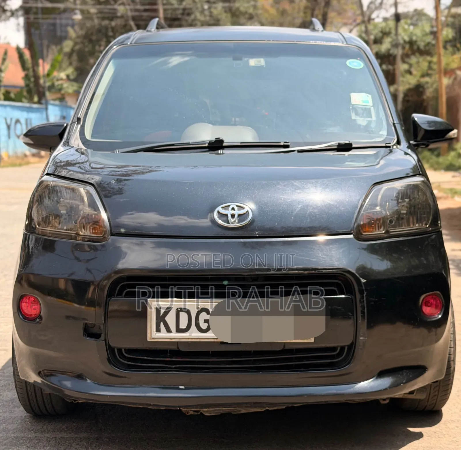 Toyota Porte 2014 Black