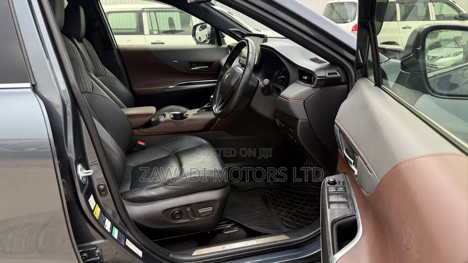 Toyota Harrier 2.0 2020 Gray