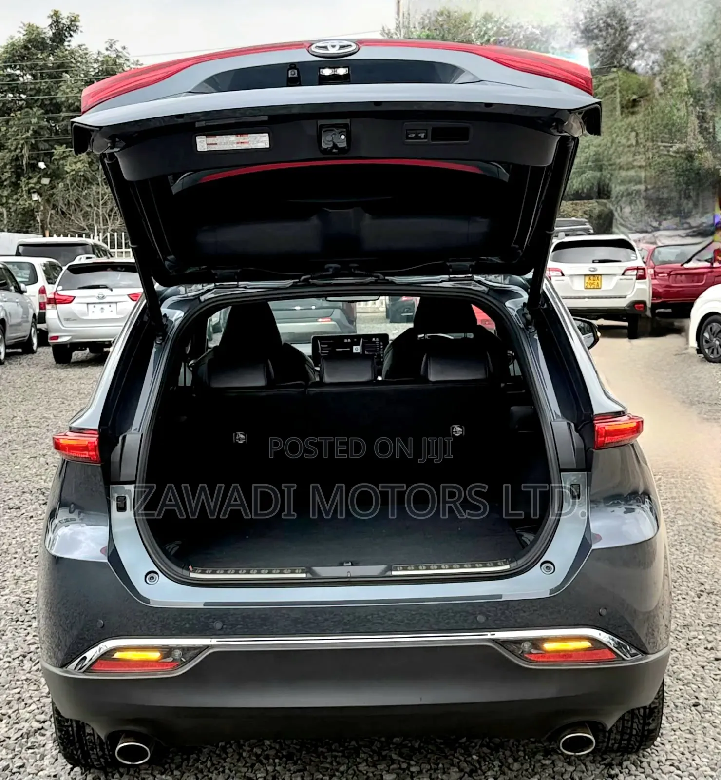 Toyota Harrier 2.0 2020 Gray