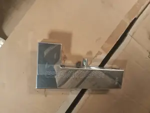 L Patch With Pivot