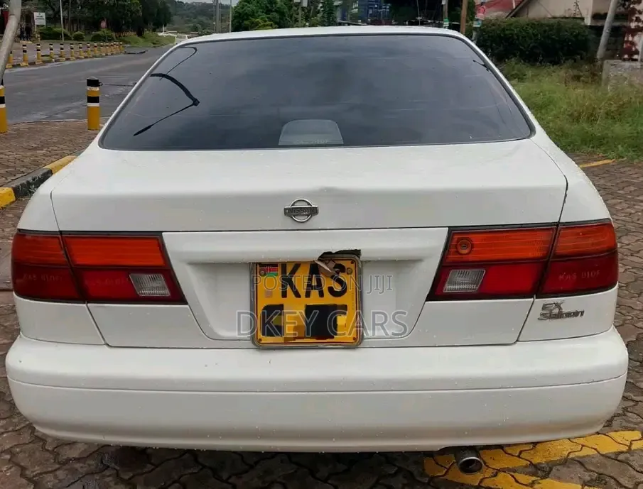 Nissan FB14 2000 White