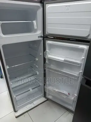 Smartpro Refrigerator 210l