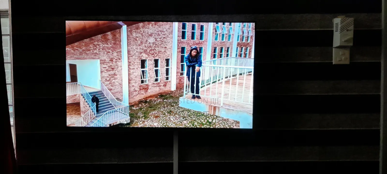 43 Inch Skyworth TV Smart Google