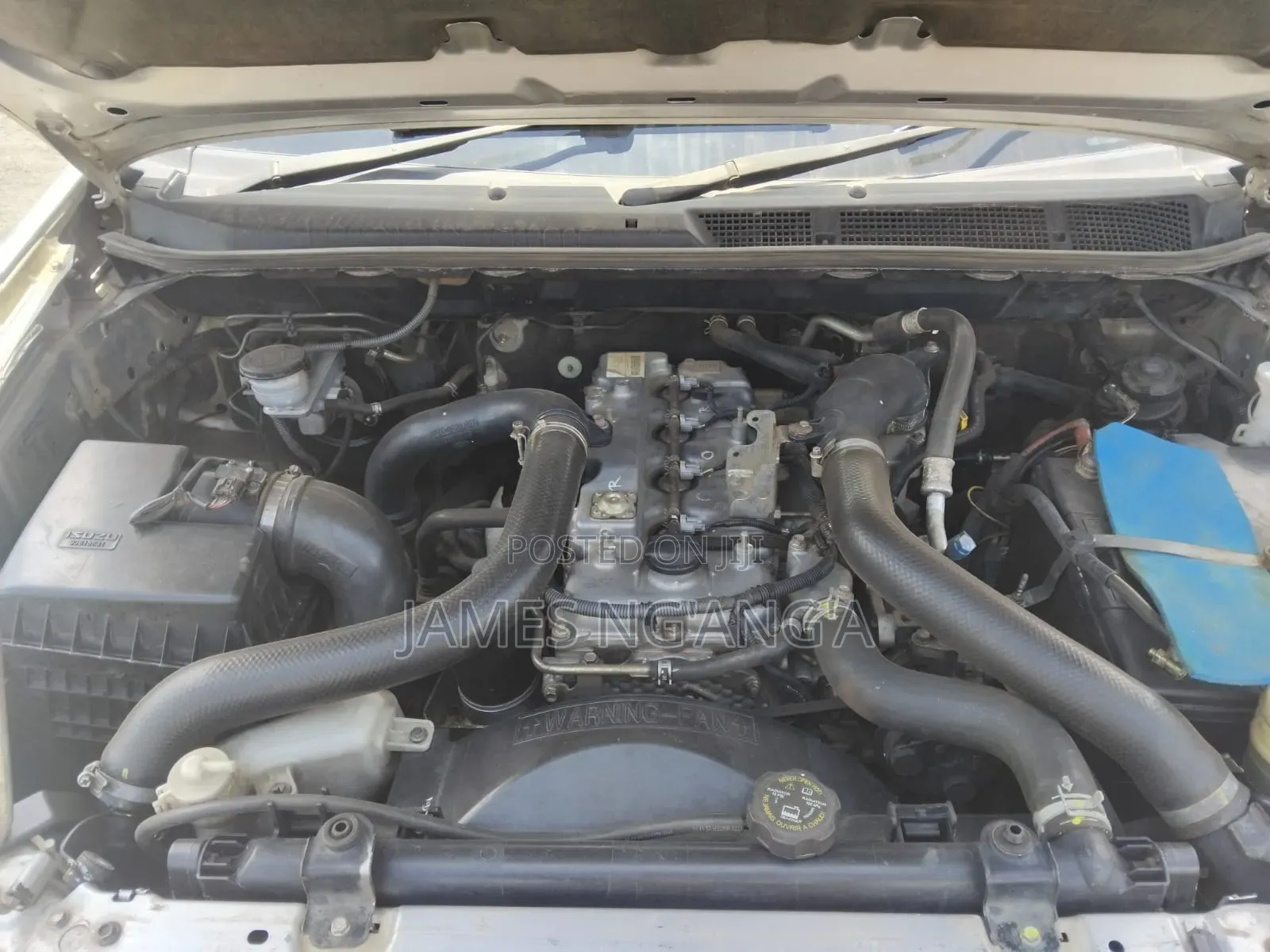 Isuzu D-MAX 2014 Silver