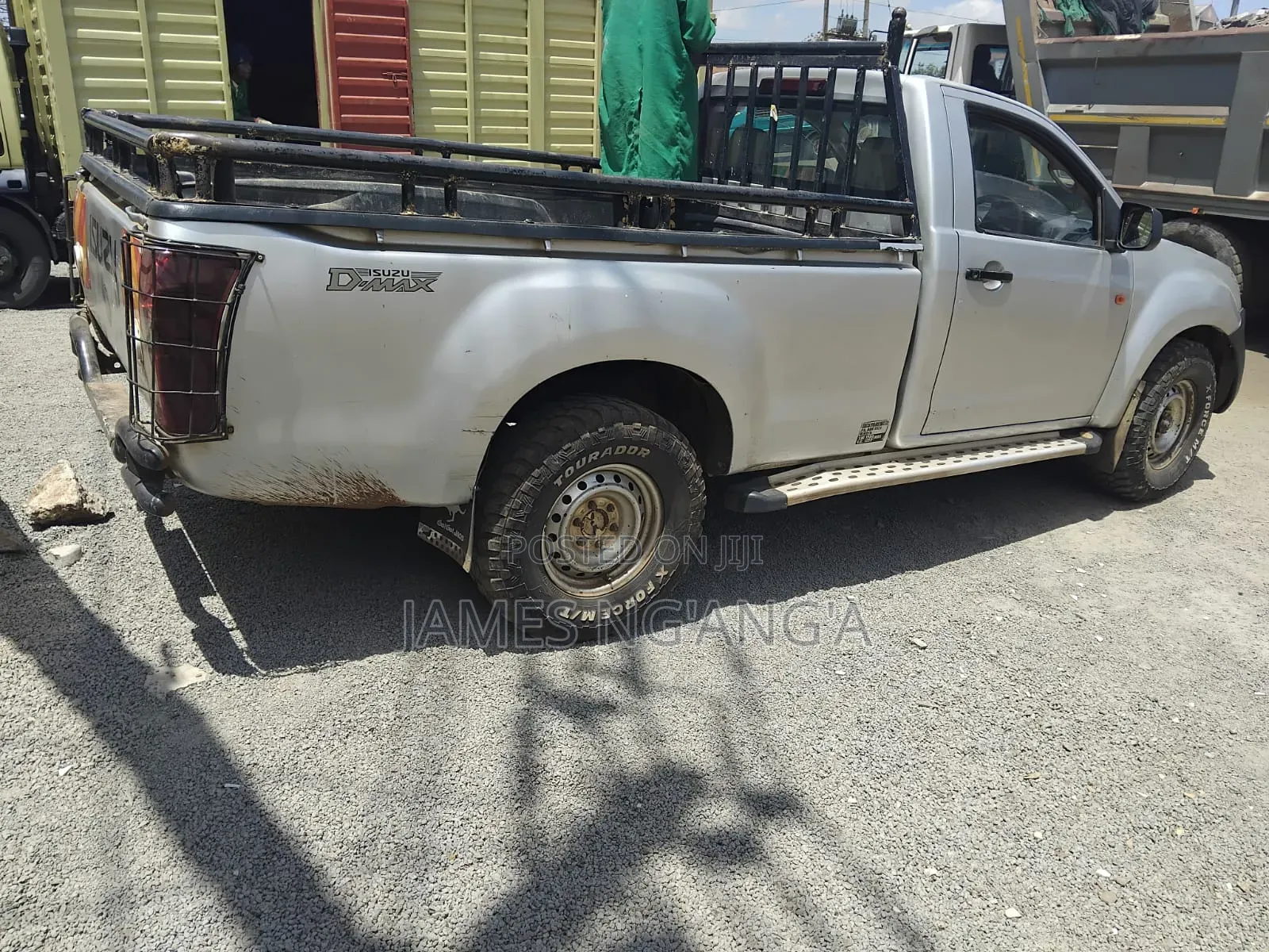 Isuzu D-MAX 2014 Silver