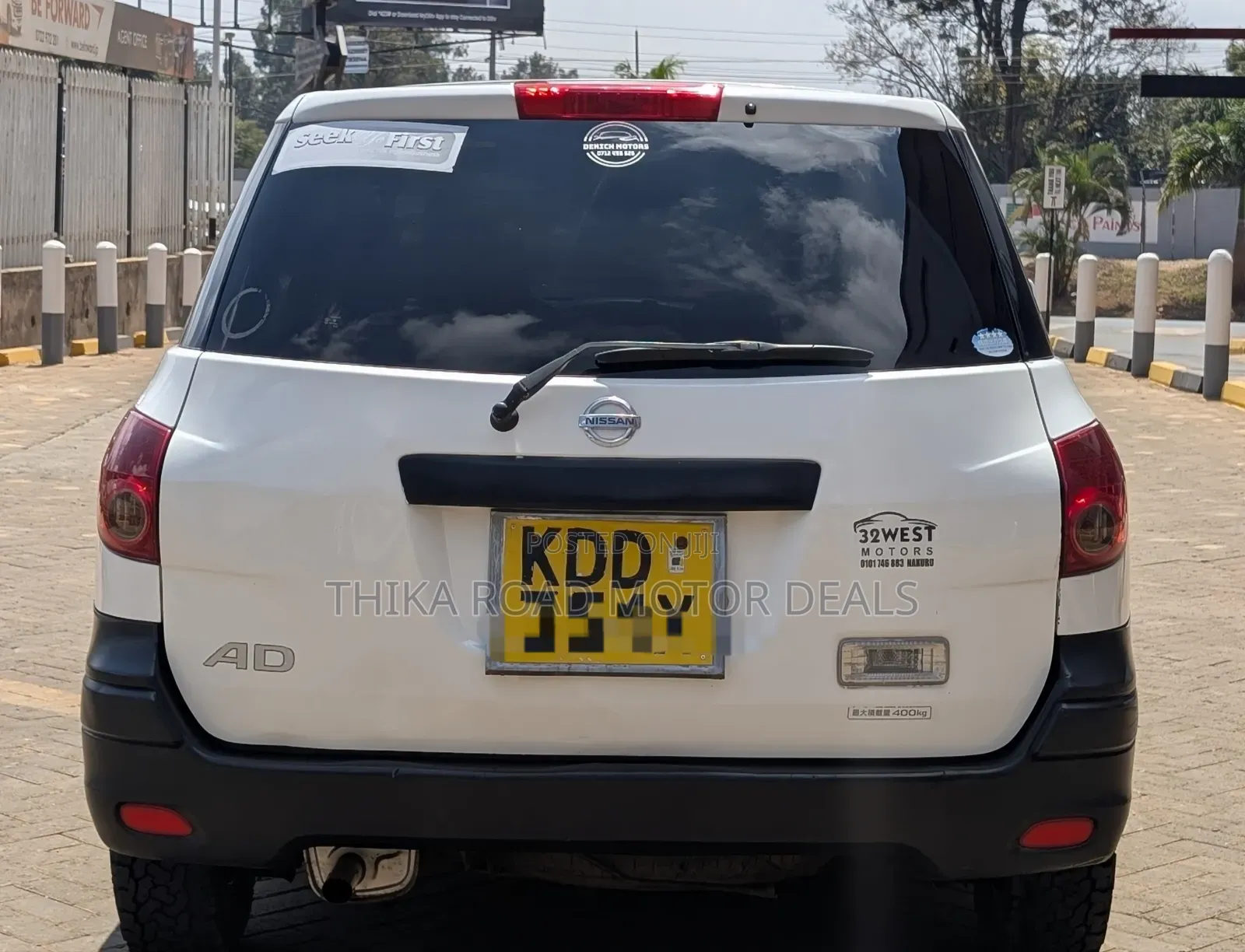 Nissan Advan 2015 White