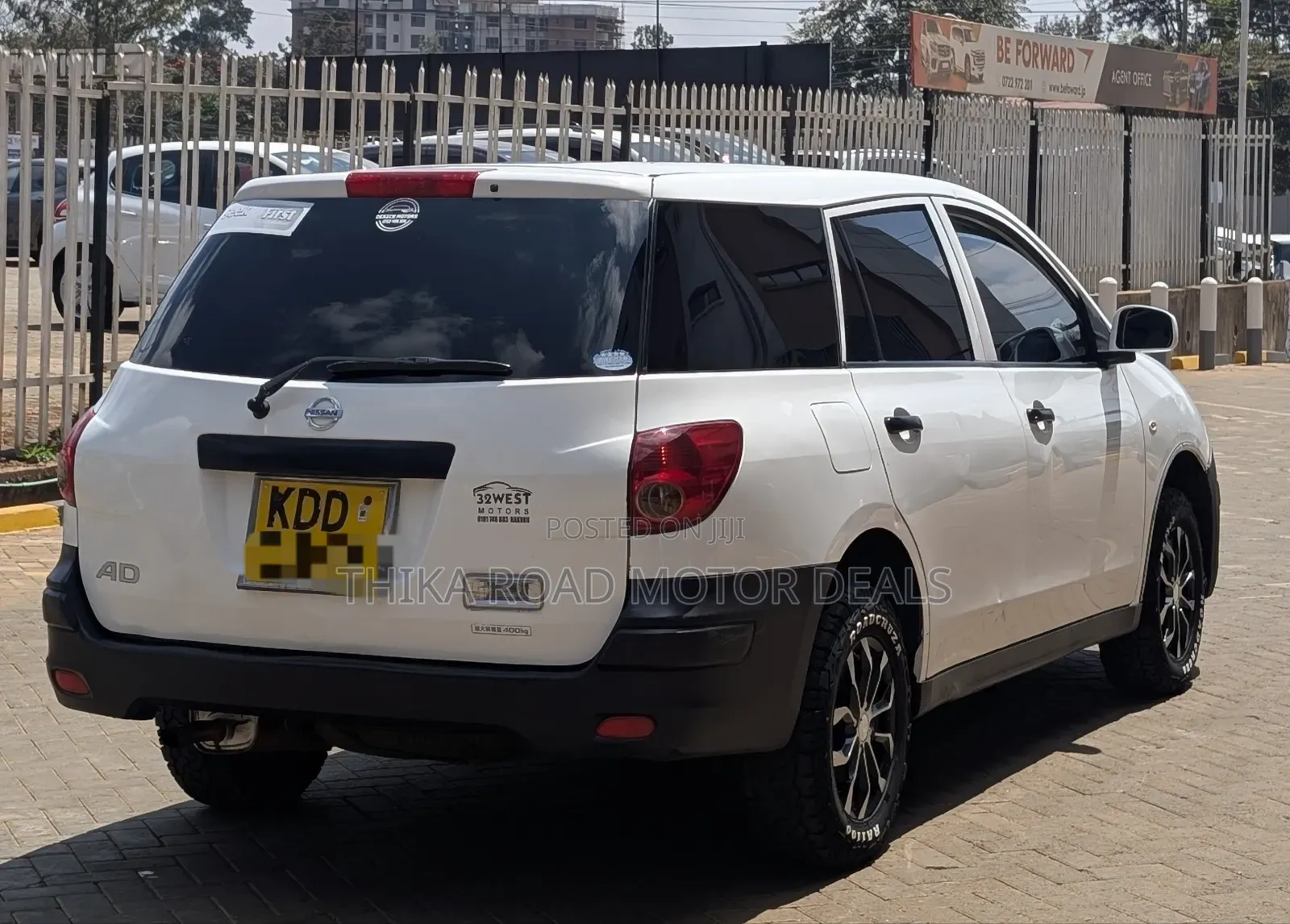 Nissan Advan 2015 White