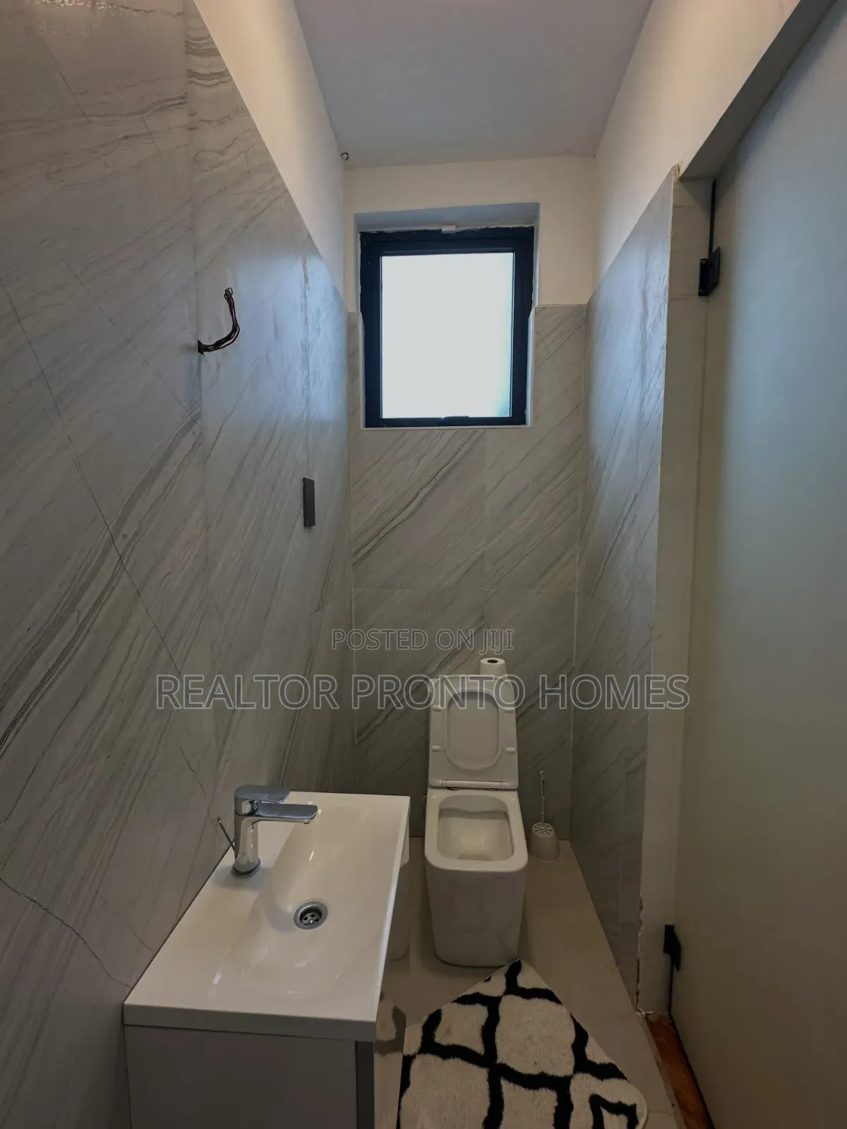 5bdrm Villa in Kerarapon for sale