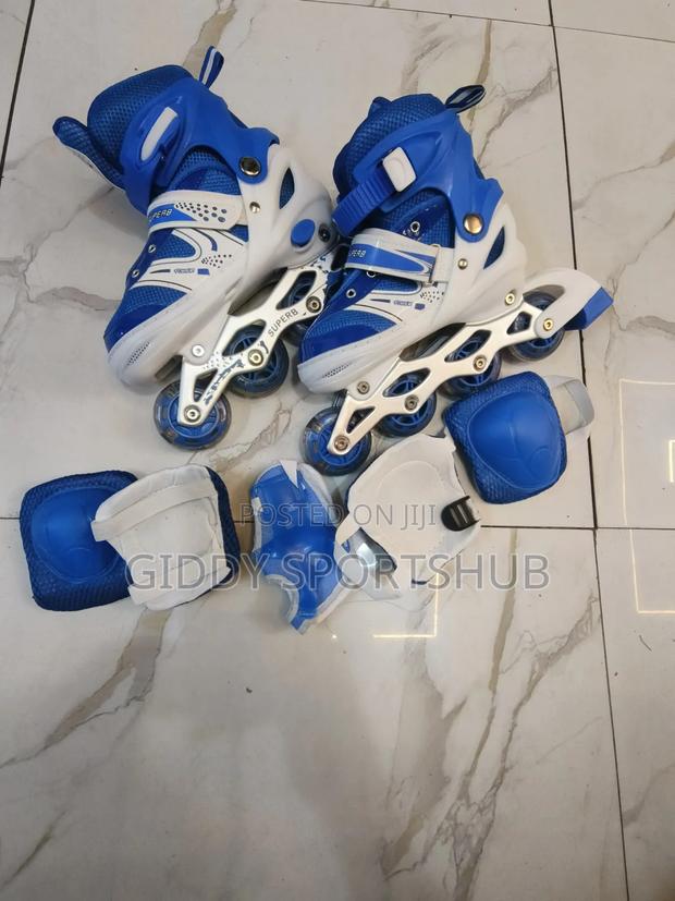 Blue Size 35-38skating Shoes