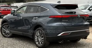 Toyota Harrier 2.0 2020 Gray