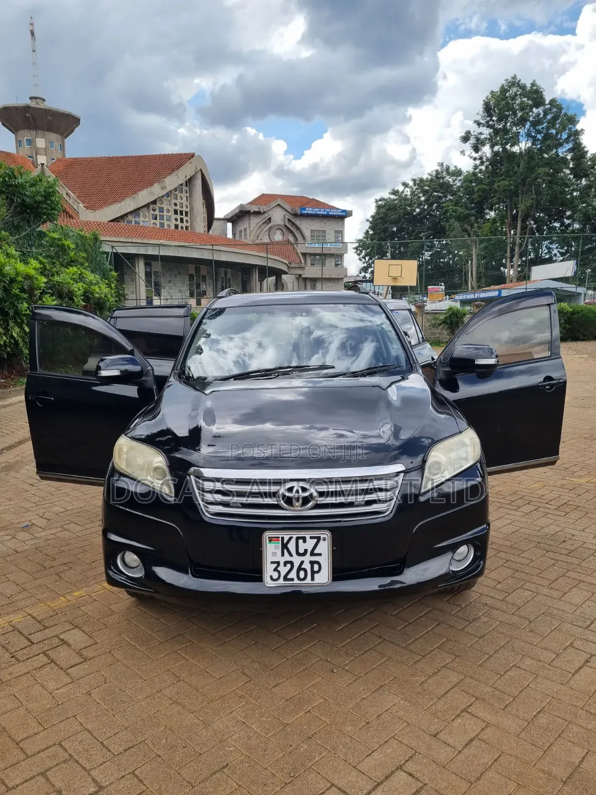 Toyota Vanguard 2013 Black