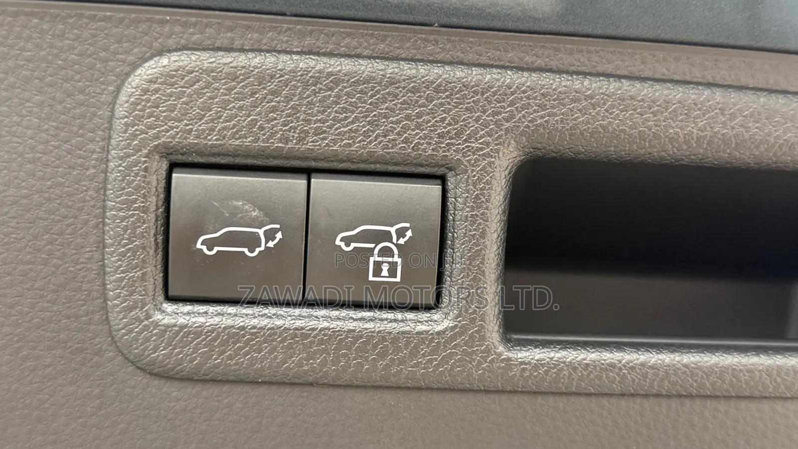 Toyota Harrier 2.0 2020 Gray