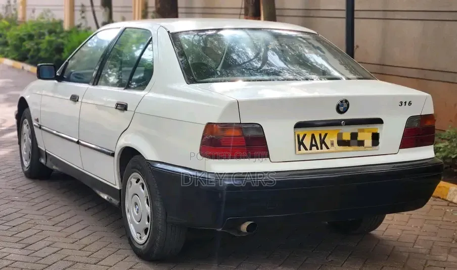 BMW 316i 2005 White