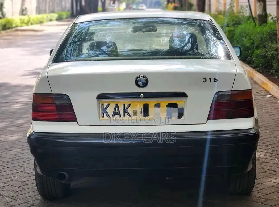 BMW 316i 2005 White