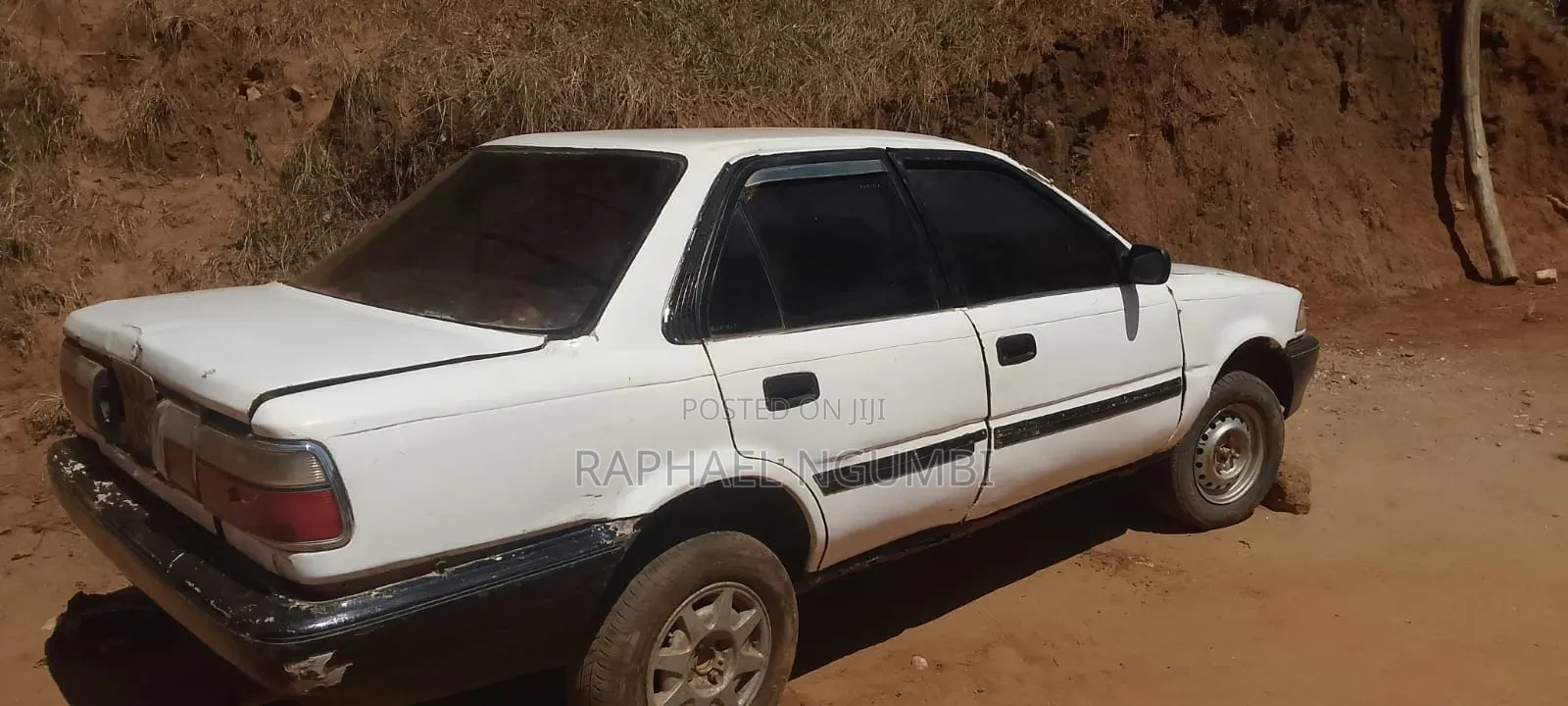 Toyota Corolla 1994 White