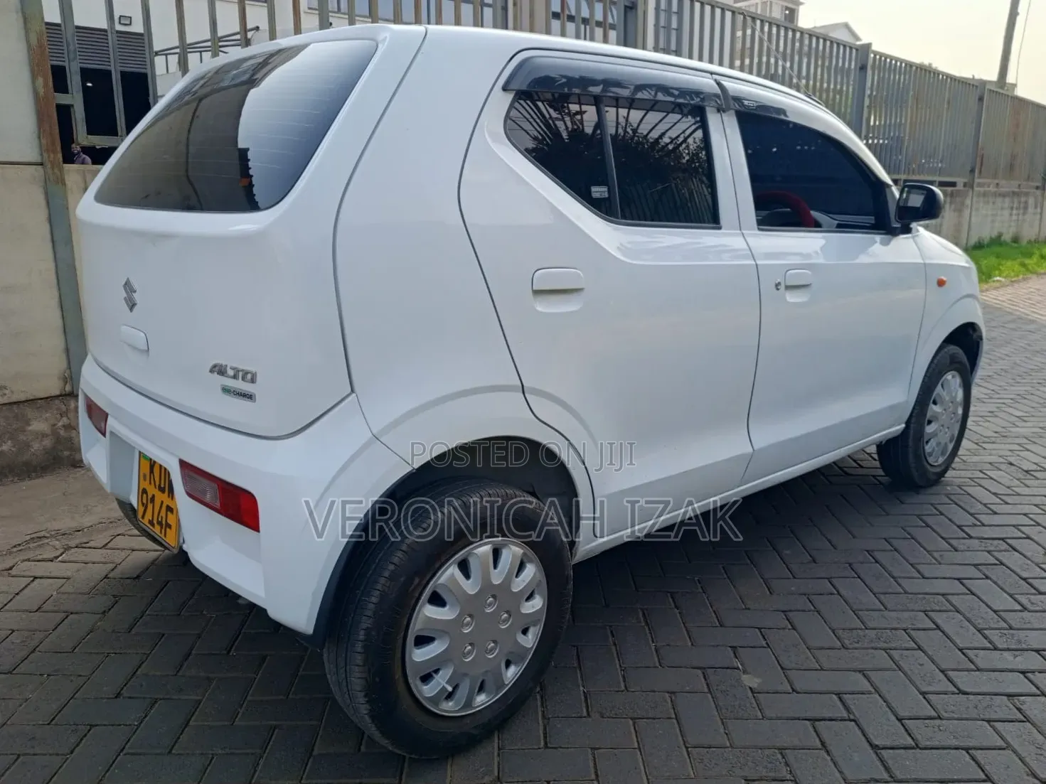 Suzuki Alto 2018 White