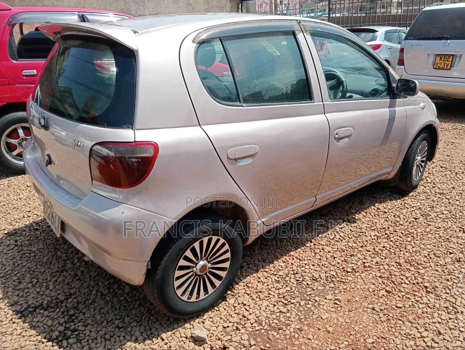 Toyota Vitz 1.0 FWD 5dr 2003 Pink