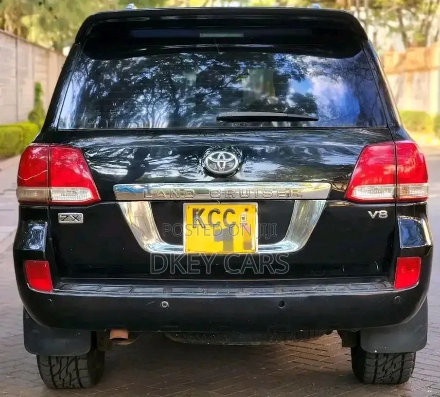 Toyota Land Cruiser 2008 Black