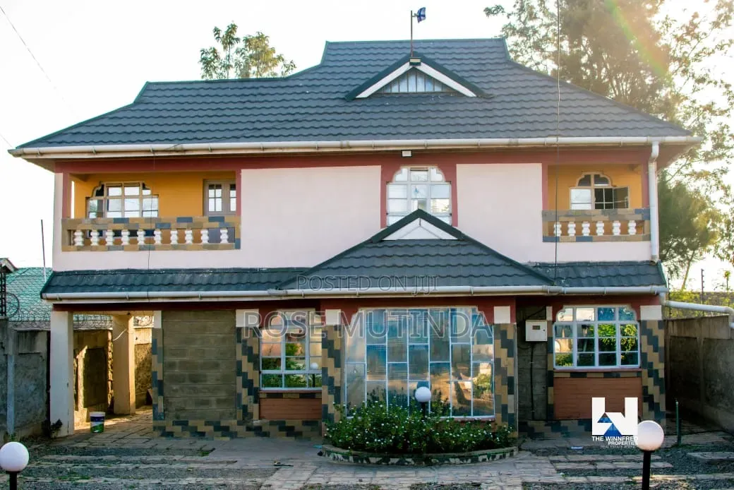 Furnished 5bdrm Maisonette in Joska for sale