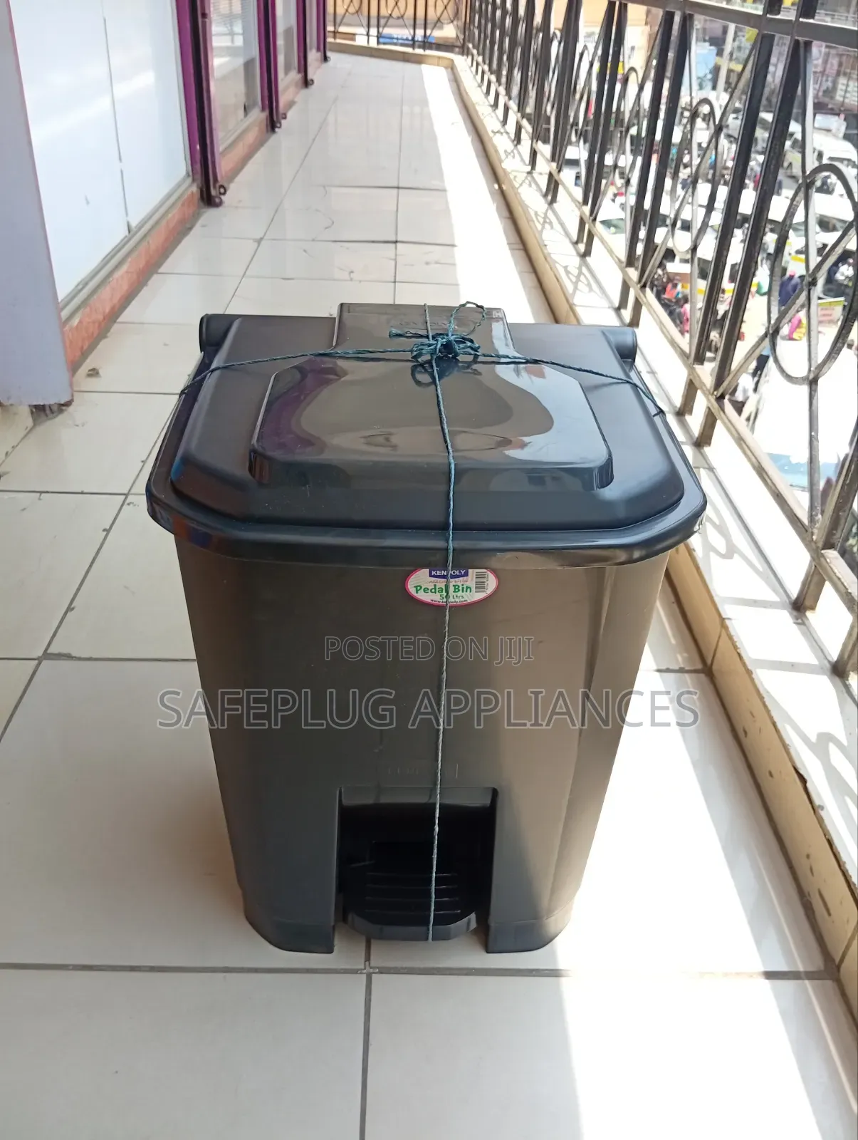 Heavy Duty 50L Pedal Waste Bin | Large Capacity Rubbish Dustbin