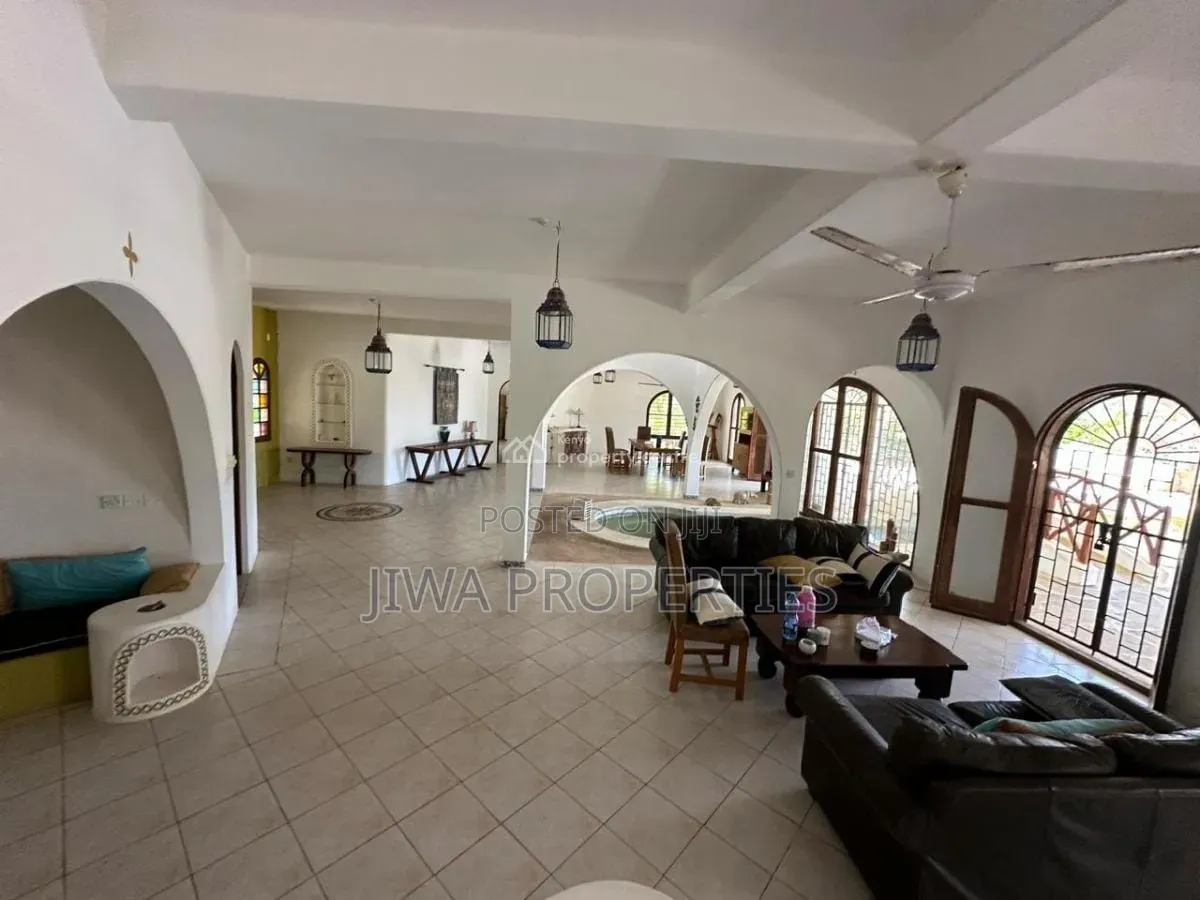 5bdrm Villa in Watamu for sale
