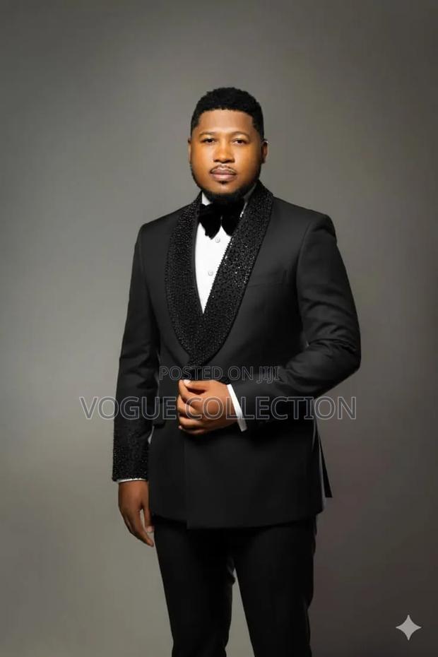 Tuxedo Black