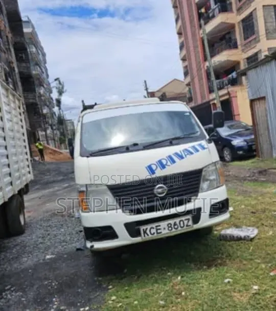 Nissan Caravan (Urvan) 2008 White