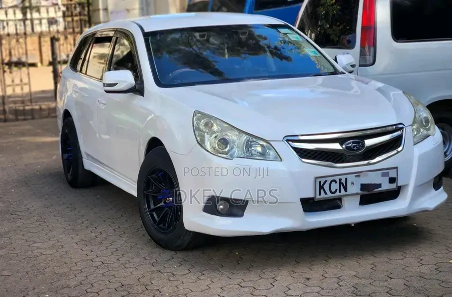 Subaru Legacy 2012 White