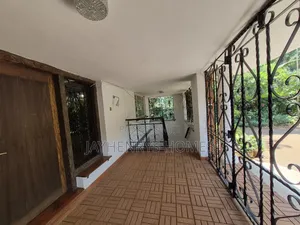 4bdrm House in Muthaiga for rent