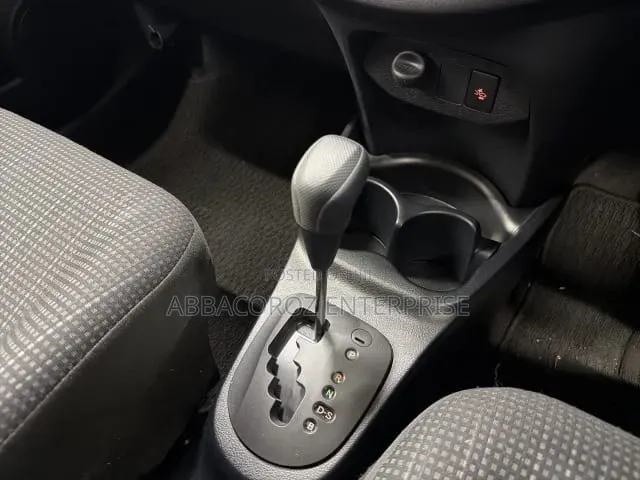 Toyota Vitz 2019 Gray