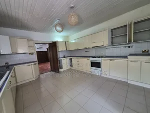 4bdrm House in Muthaiga for rent