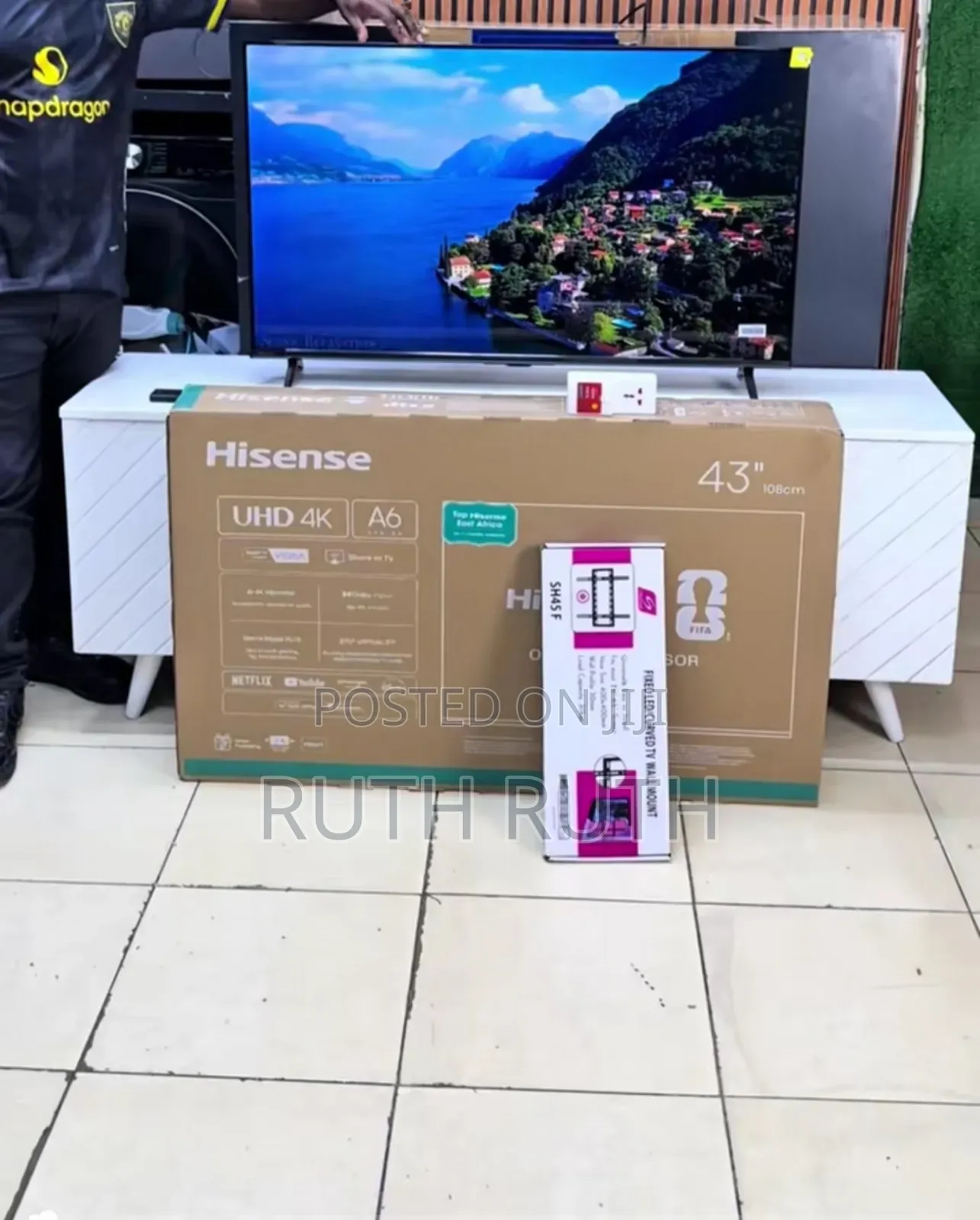 Hisense 43 Inch With Bluetooth TV