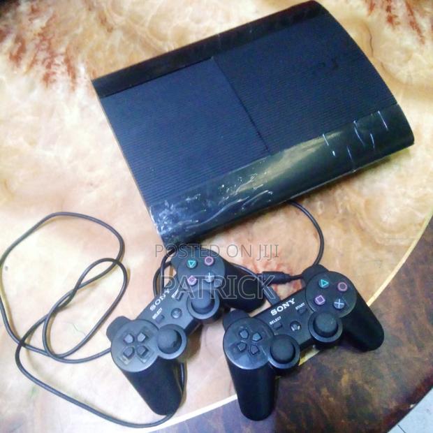 PlayStation 3 - thumbnail 3