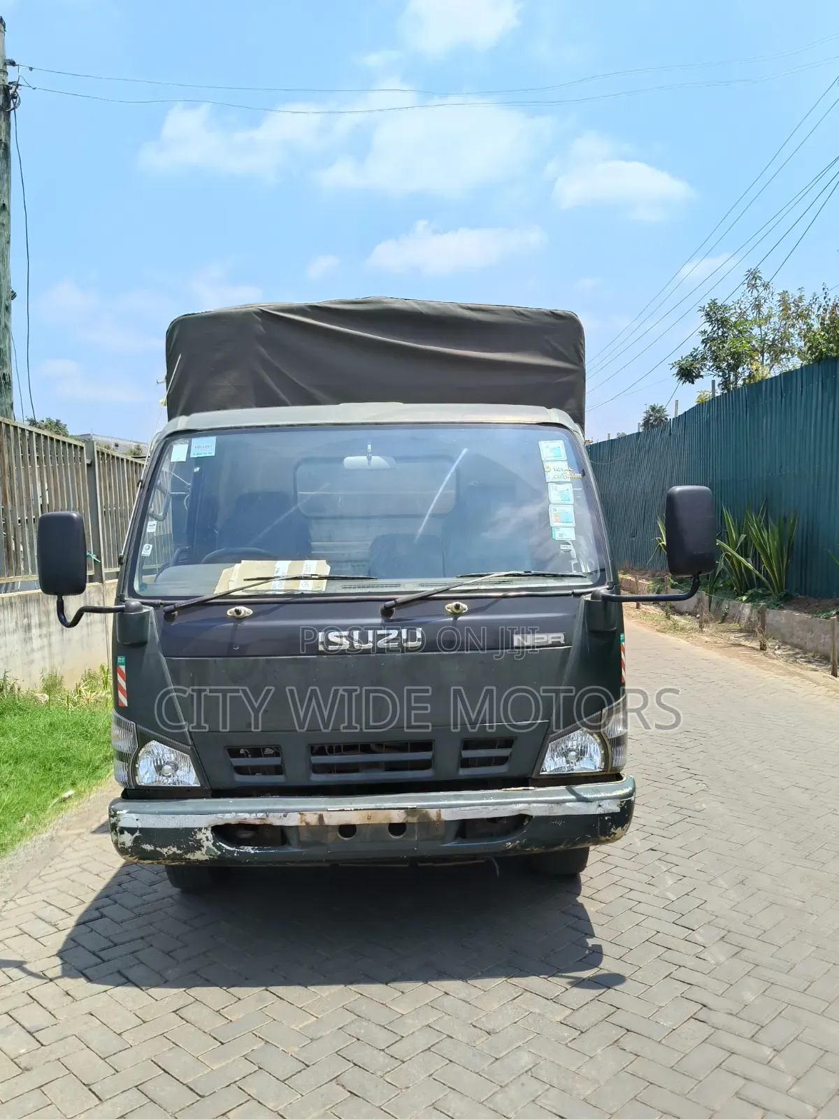 Isuzu NPR 2018