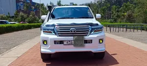 Toyota Land Cruiser 4.5 V8 VXR 2008 White