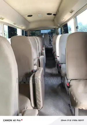 Mitsubishi Fuso Rosa 2017 White