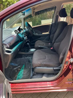Honda Fit Automatic 2011 Maroon