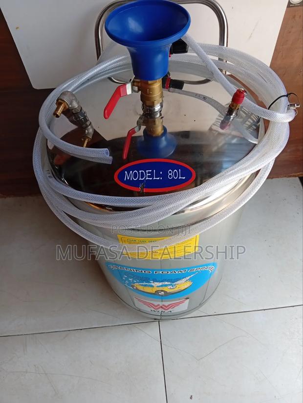 Pneumatic Foam Machine