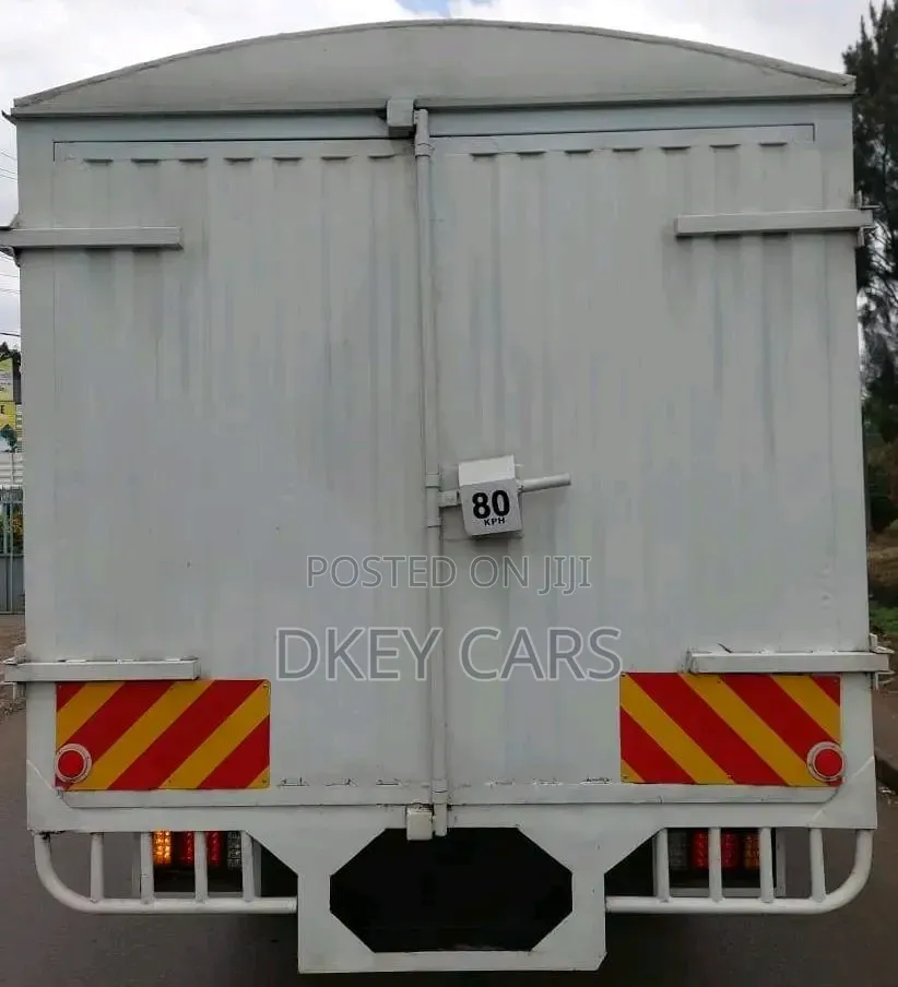 Mitsubishi FH215