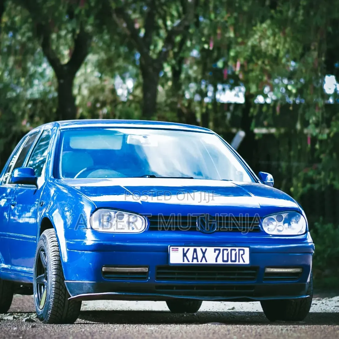 Volkswagen Golf GTI 2000 Blue