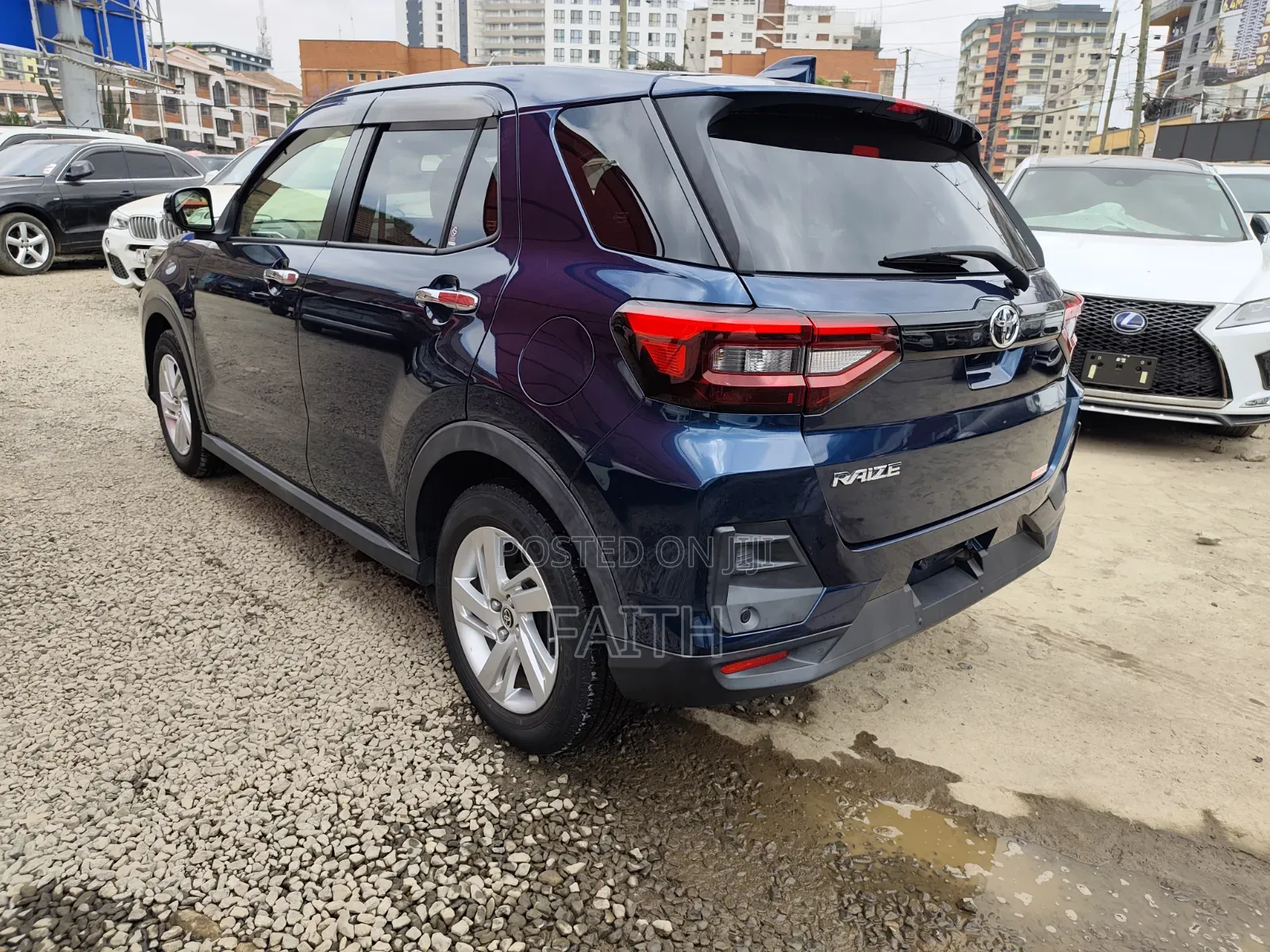Toyota Raize 1.0 AWD 2019 Blue