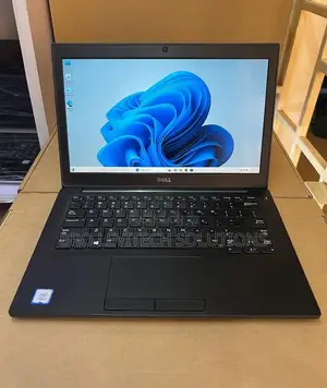 Laptop Dell Latitude 7390 8GB Intel Core i7 SSD 256GB