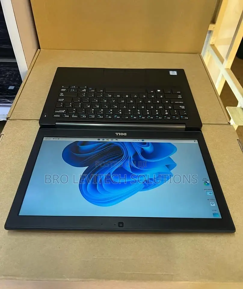 Laptop Dell Latitude 7390 8GB Intel Core i7 SSD 256GB