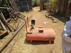 Selling a Heavy 50L USED COMPRESSOR TANK` NEGOTIABLE