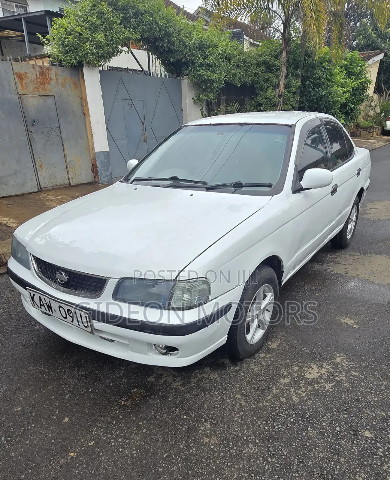Nissan Sunny 1999 White